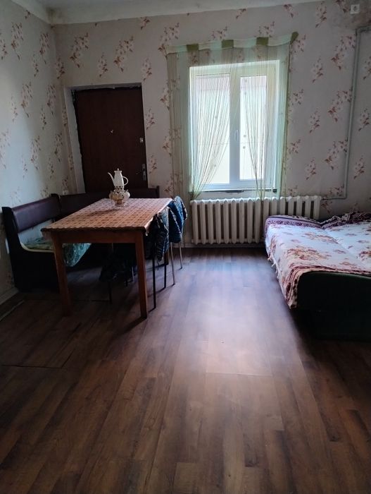 Продам пол дома на Совхозе