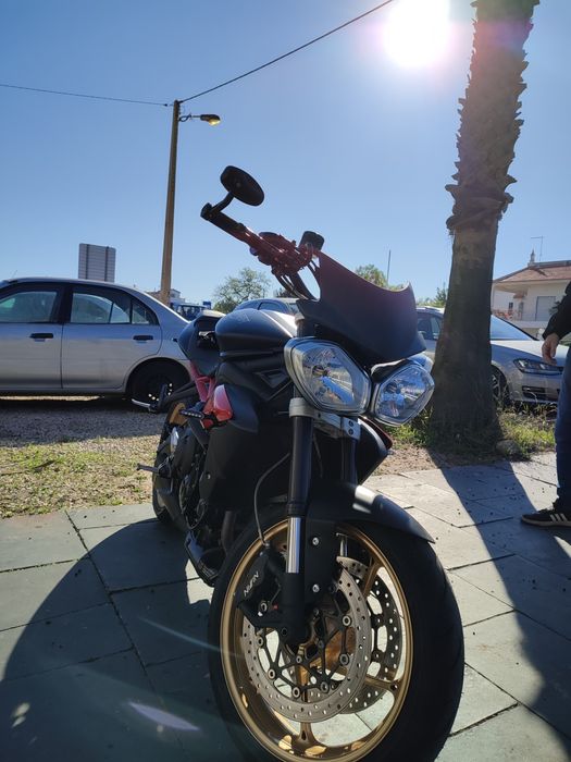Triumph street triple R