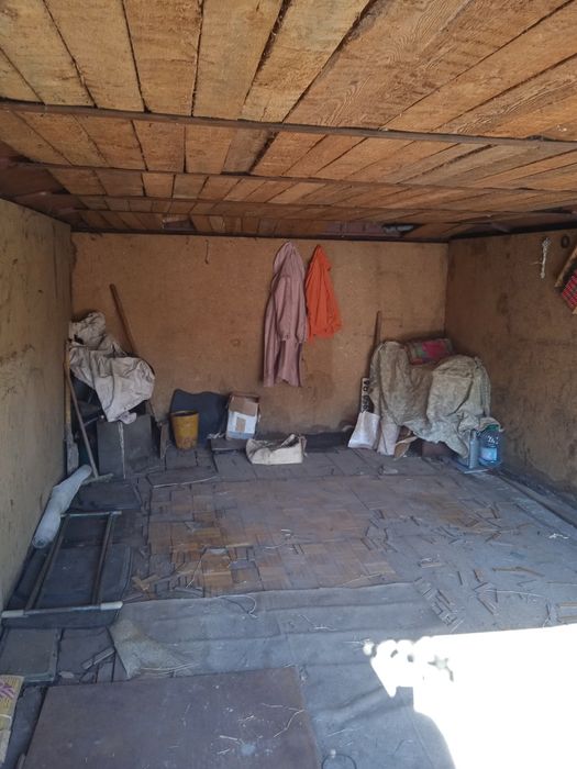 Здам гараж. По кільцю . Можна на місяць.