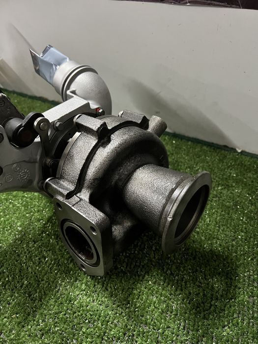 Turbo BMW serie 3 E90 E91 F30 F31 184cv novo