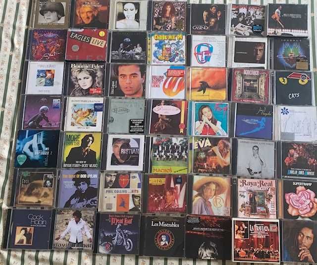 pack 153 cds, de diversos estilos, reggae, kizomba, queen, etc