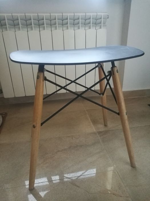 Krzesło skandynawskie taboret