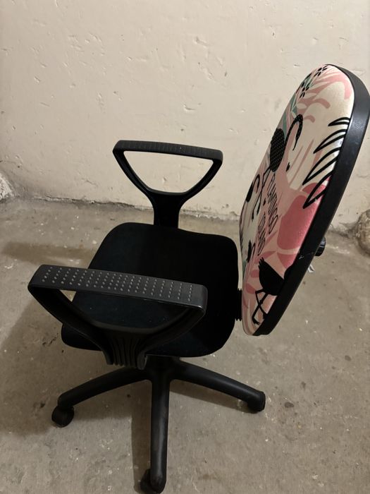 Fotel biurowy obrotowy