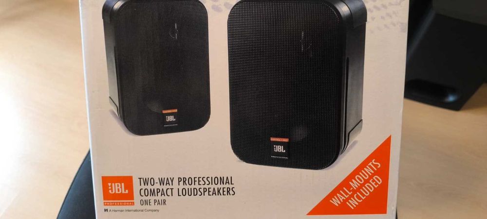 JBL Control 1 Pro
