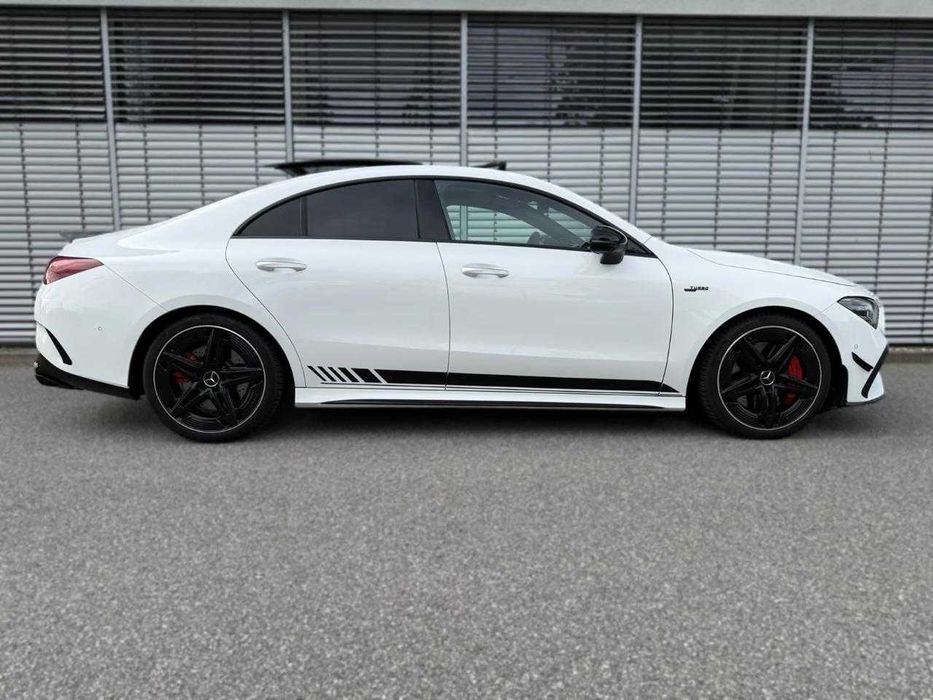 Mercedes-Benz CLA 35 AMG
