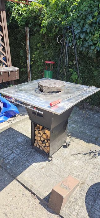 Grill ogrodowy duży