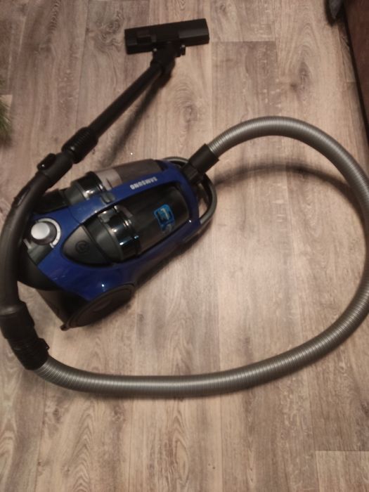 Пылесос Самсунг с контейнером