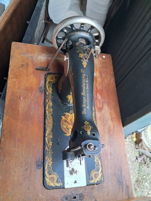 Maquina de costura singer