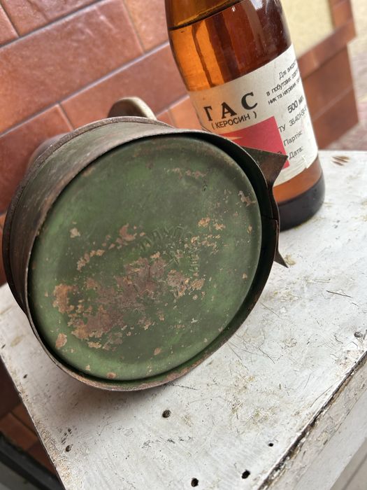 Керосинова лампа