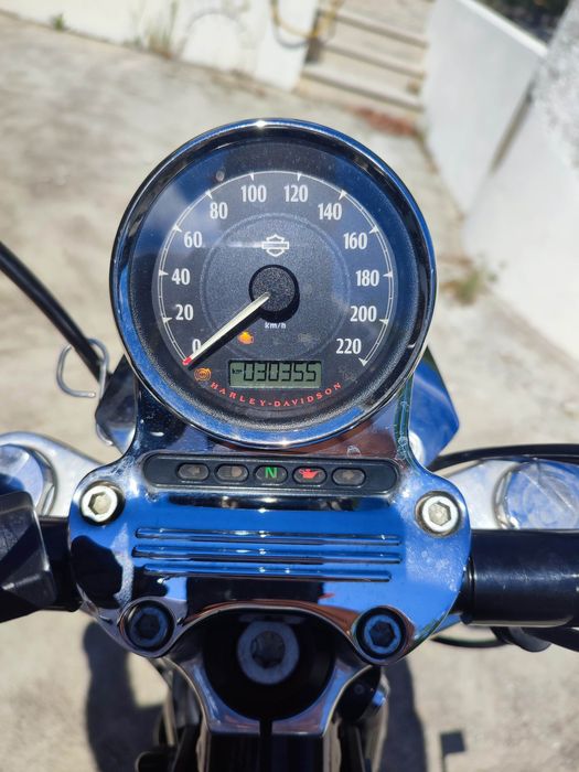 HD Sportster 1200T Superlow