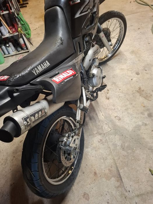 Yamanha xt 600 com 17000klm