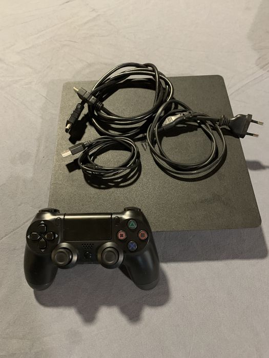 Playstation 4 + comando
