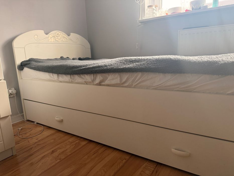 Łóżko Meblik Bianko Fiori w idealnym stanie