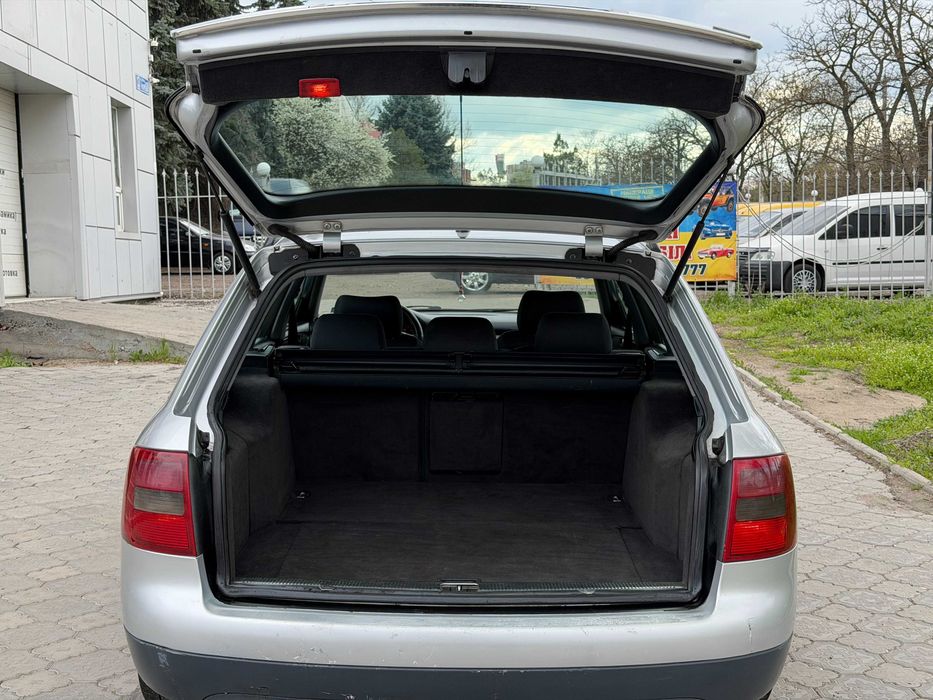 Продам Ауді А6С5 1999р 2.5d мех quattro