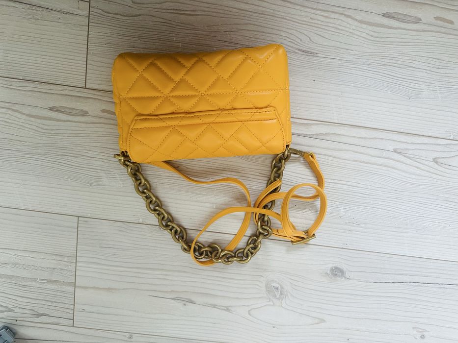 Quazi torebka pikowana pomarańczowa zloty łańcuszek