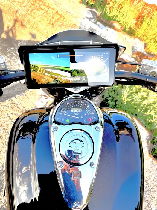 Honda Vtx 1800 cruiser gotowy do jazdy.