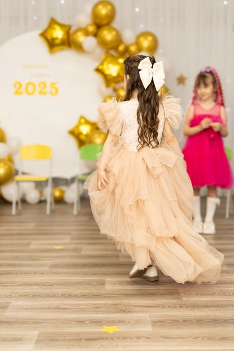 Продам нашу випускну сукню.