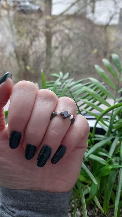 Pierścionek z kamieni naturalnych