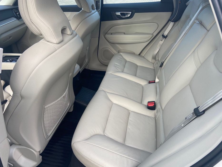 Volvo xc60 plug-in, 4x4