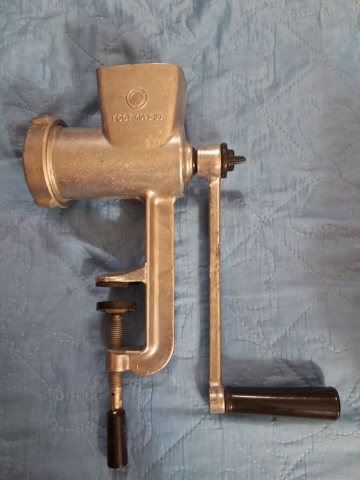 Мясорубка ручная алюминиевая