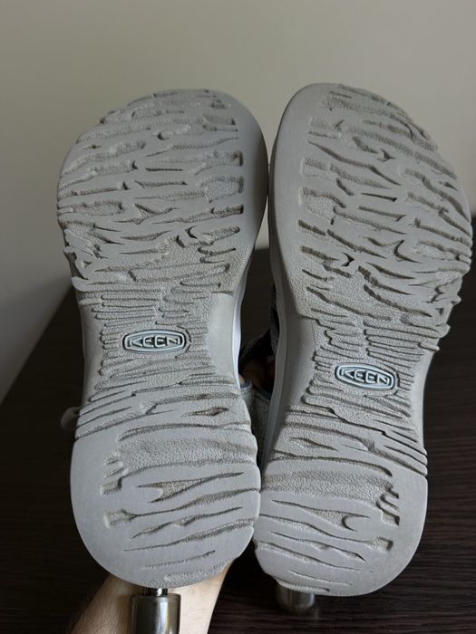 Сандалі Keen Waterproof Розмір 42 на 27 см