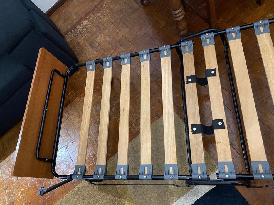 Cama dobrável de solteiro