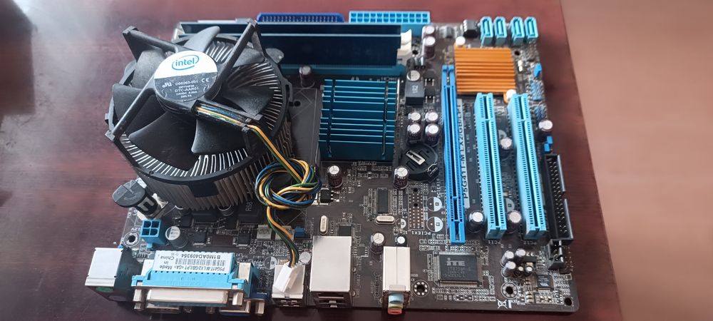 Материнська плата s 775 ddr3