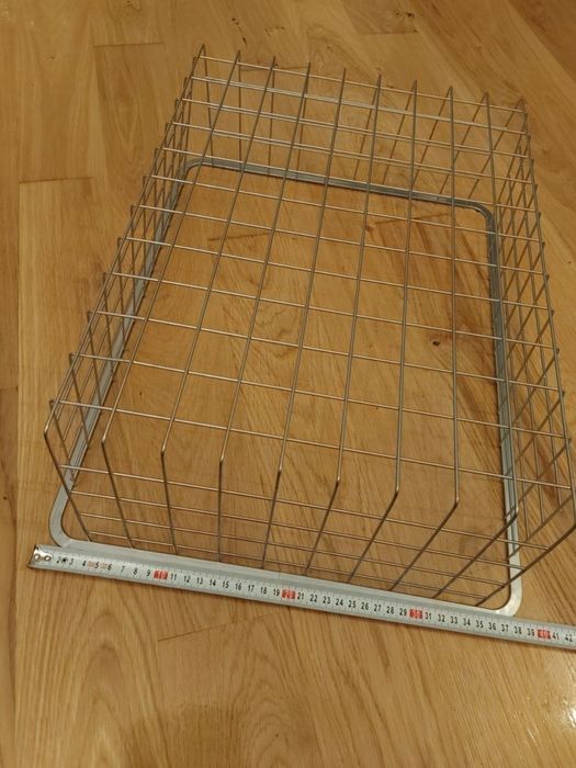 Kosz/wyposażenie do szafy komandor