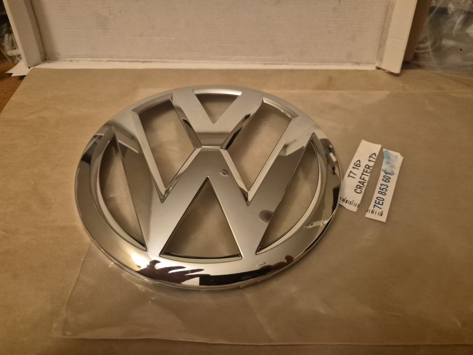 Logob emblemat do vw  na przód Crafter T6 sam chrom