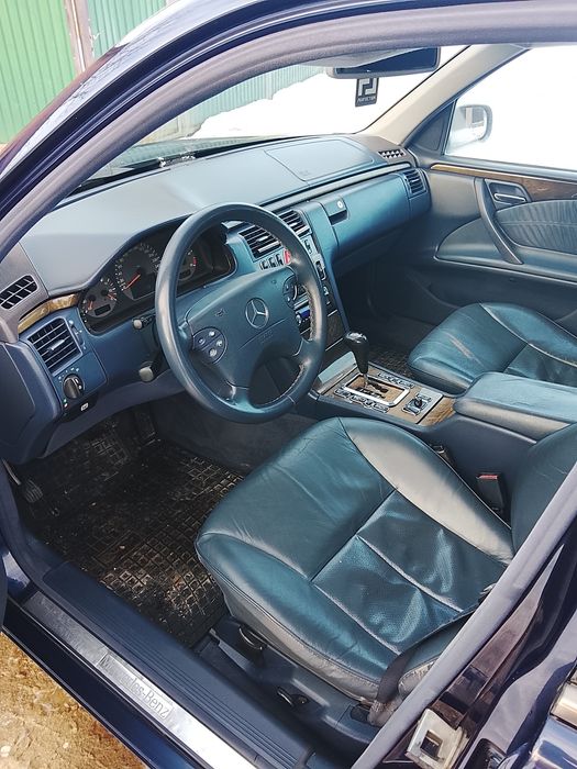 MERCEDES-BENZ MERCEDES-BENZ E 320 1999 VIN WDB2100261A977291 фото оголошення 2 з 3