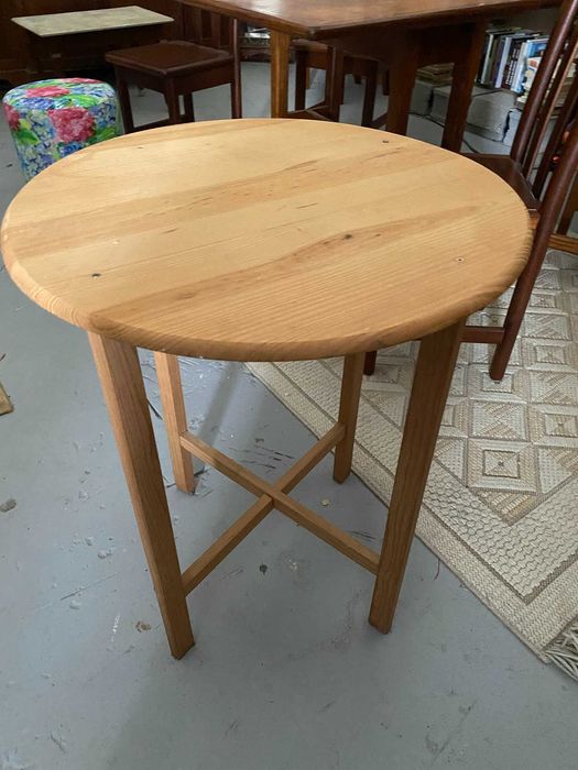 Camilha de Madeira, muito bom estado, bom preço