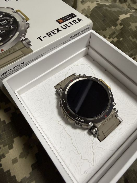 Amazfit T-Rex Ultra Watch. Смарт-годинник. Мілітарі. Титан. GPS.