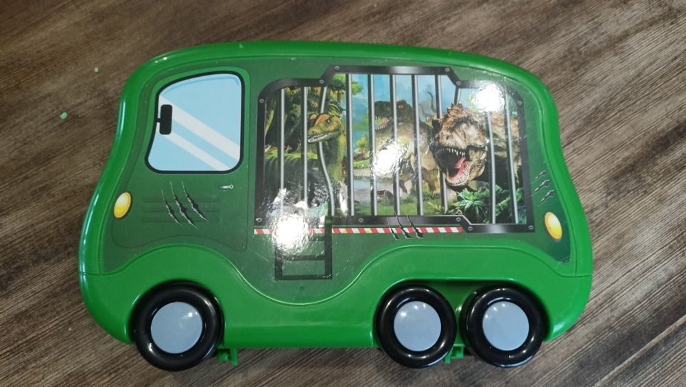 Zestaw Play doh ciastolina dinozaury