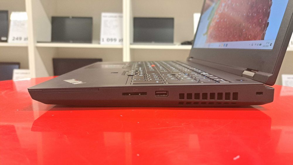 Stacja Robocza Lenovo Thinkpad P15 G1 15" i7 32GB/1024SSD Quadro RTX