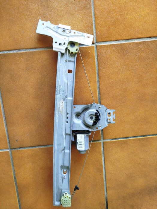 Elevador de vidros eléctrico Peugeot 207 2 lug, lado passageiro