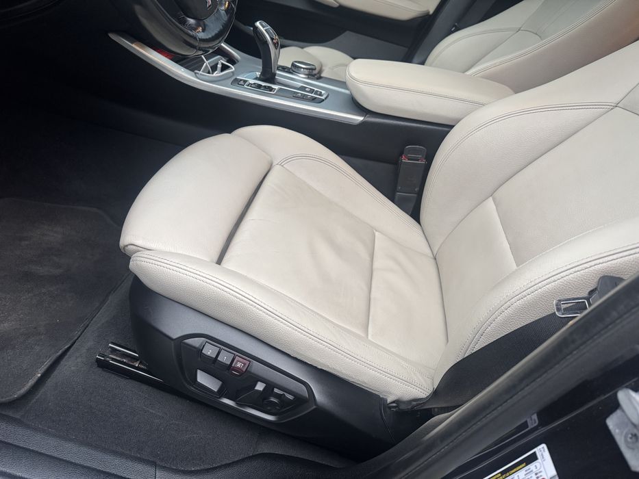 Продам власне авто BMW x4 в М-пакеті