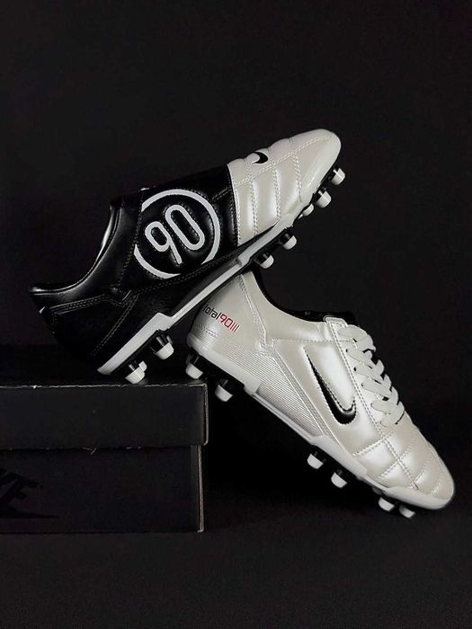 Chuteiras Legend Total90 Elite