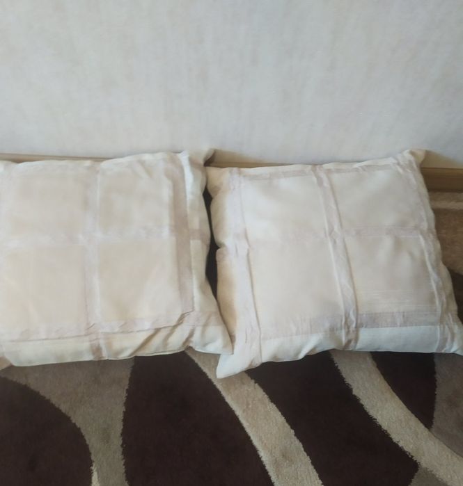 Продам две подушки