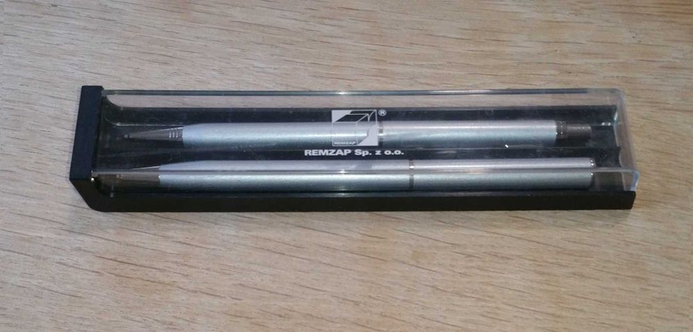 Komplet srebrny metalowy długopis i ołówek - nowe