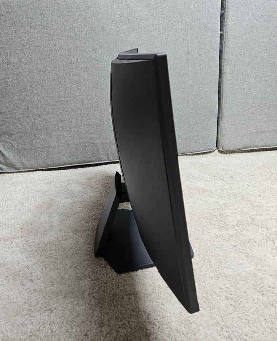Monitor Curvo Gaming LG UltraGear 27GS60QC-B