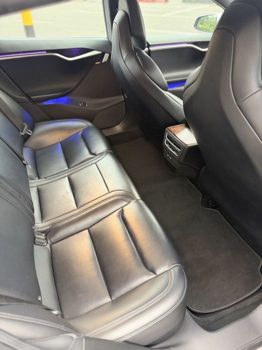 Tesla model S 75d 2017-2018