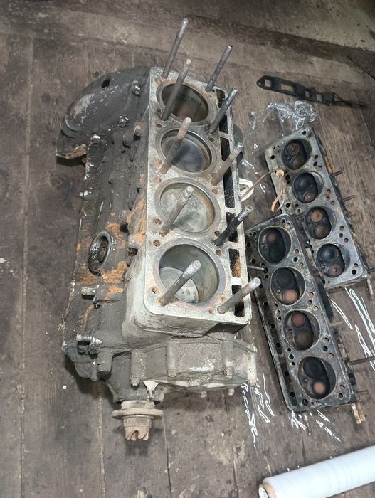 Двигуни Умз 417, змз 402, блок, гбц