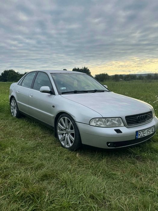 Audi a4b5 1.8t 2000r