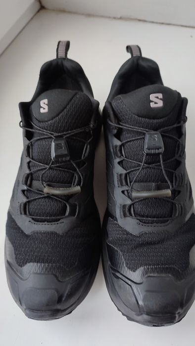 SALOMON оригинал как новые