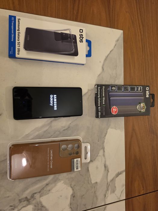 Samsung S21 Ultra + Leather Cover e outros acessórios-perfeito estado