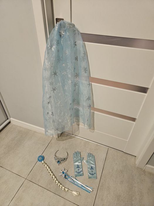 Sukienka/strój Kraina lodu Frozen Elza rozmiar 150