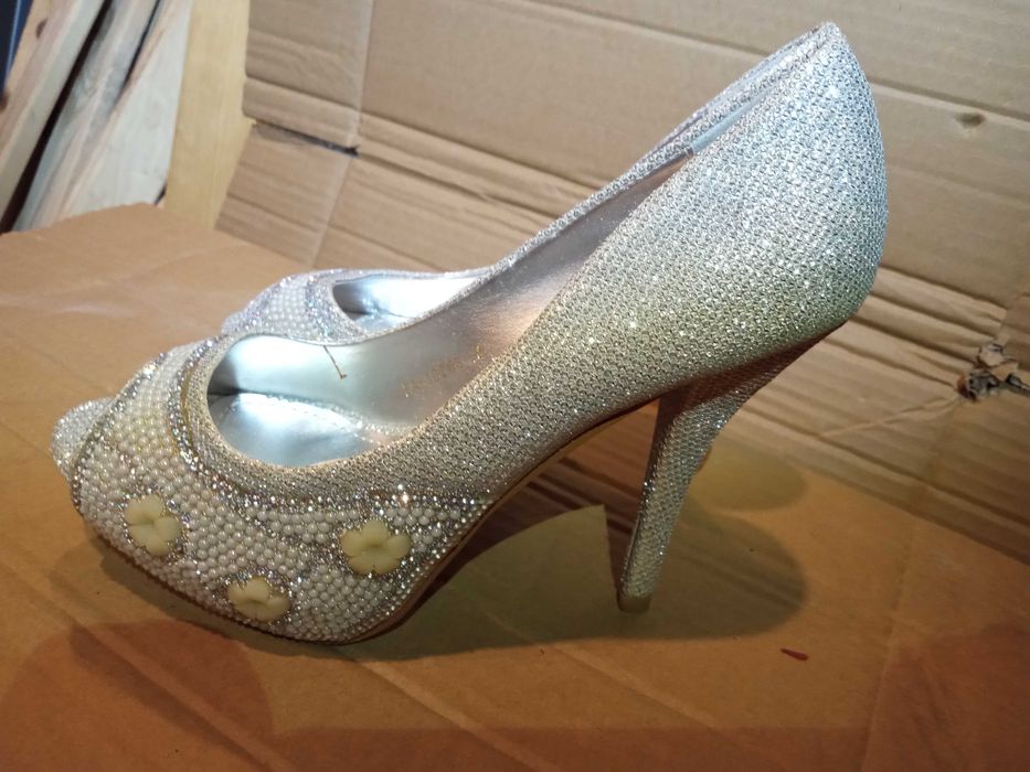 Buty szpilki wysokie rozm. 38