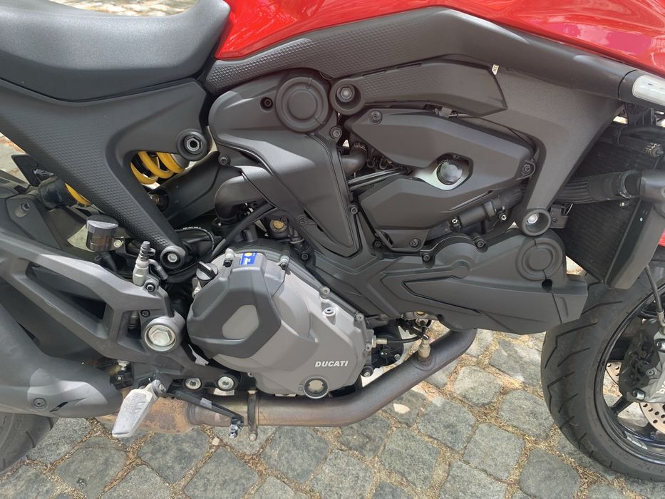 Ducati Monster 2025