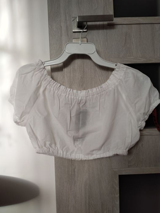 Crop-top, krótka bluzka