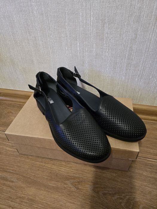 Женские кожаные лоферы, туфли с открытой пяткой Andalini. Новые. 41 р.